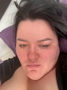 SunnyLeila2101 online show from November 2025 08:29:01 AM