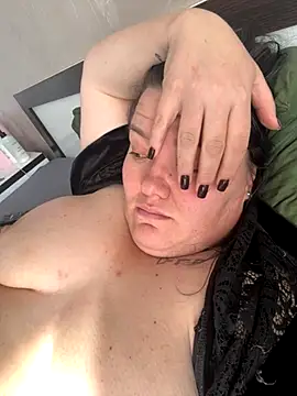 SunnyLeila2101 online show from October 2025 09:18:02 AM