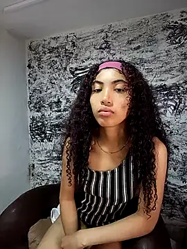 Morenpeka online show from October 2025 09:57:01 PM