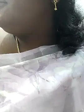Snapshot of Tamilreethu chatting on October 2025 02:17:01 PM Tamilreethu online show from October 2025 02:17:01 PM
