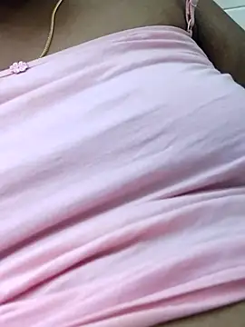 Snapshot of Tamilreethu chatting on October 2025 05:30:01 AM Tamilreethu online show from October 2025 05:30:01 AM