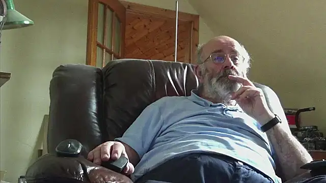 janzer13 online show from February 2026 01:33:02 PM