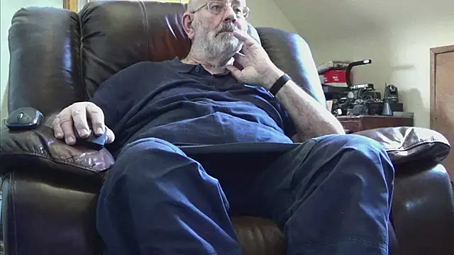 janzer13 online show from March 2026 02:02:02 PM