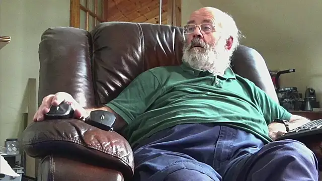 janzer13 online show from February 2026 02:04:02 PM