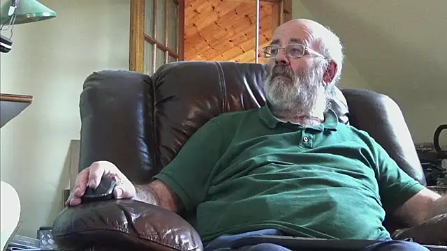 janzer13 online show from November 2025 01:49:02 PM