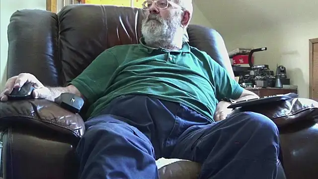 janzer13 online show from April 2026 12:51:02 PM
