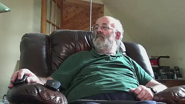 janzer13 online show from November 2025 02:07:02 PM