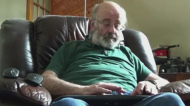 janzer13 online show from February 2026 02:47:02 PM