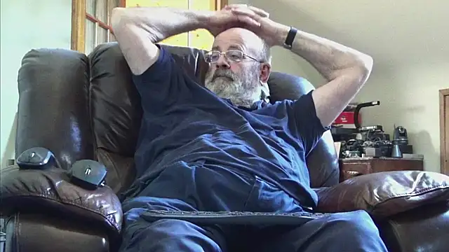 janzer13 online show from April 2026 12:55:02 PM