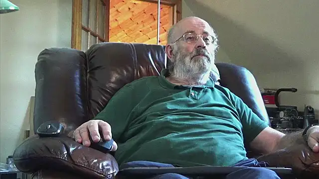 janzer13 online show from November 2025 02:06:02 PM