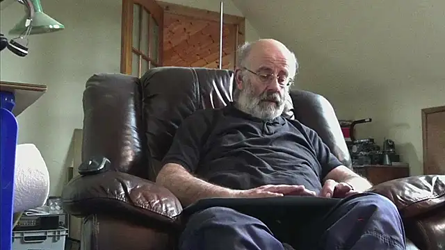 janzer13 online show from January 2026 02:22:01 PM