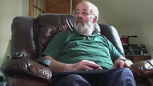 janzer13 online show from November 2025 01:55:01 PM