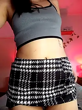 Maia 0 online show from May 2026 01:49:01 PM
