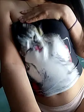 Maia 0 online show from April 2026 12:46:02 PM