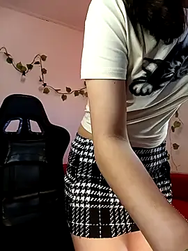 Maia 0 online show from September 2025 08:18:02 PM