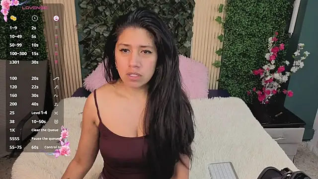 Snapshot of MihaCarther chatting on October 2025 01:34:02 PM MihaCarther online show from October 2025 01:34:02 PM