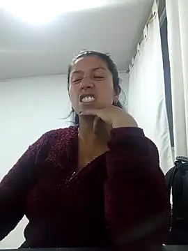 Snapshot of MihaCarther chatting on April 2026 01:12:01 AM MihaCarther online show from April 2026 01:12:01 AM