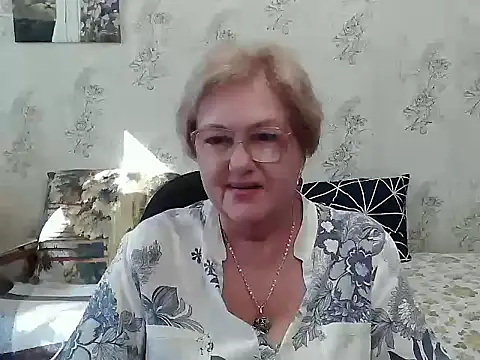 Renata62011 online show from September 2025 11:47:02 AM