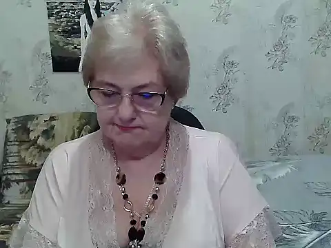 Renata62011 online show from May 2026 12:47:01 PM