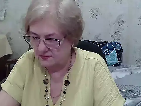 Renata62011 online show from June 2026 12:17:02 PM