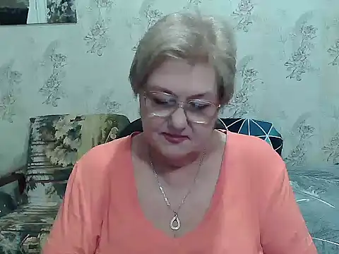 Snapshot of Renata62011 chatting on December 2025 01:49:02 PM Renata62011 online show from December 2025 01:49:02 PM