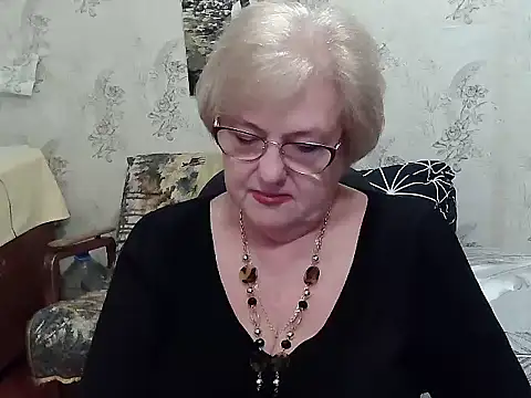 Renata62011 online show from May 2026 03:51:02 PM