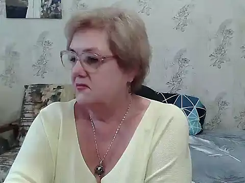 Renata62011 online show from December 2025 12:42:02 PM