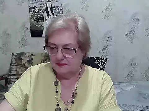 Renata62011 online show from May 2026 05:00:02 PM