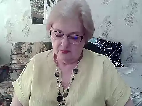 Renata62011 online show from May 2026 11:38:01 AM