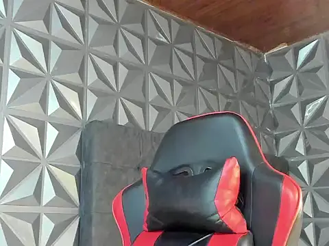 Dag latino online show from April 2026 01:01:02 AM