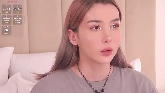 Nesolla online show from December 2025 10:15:02 PM