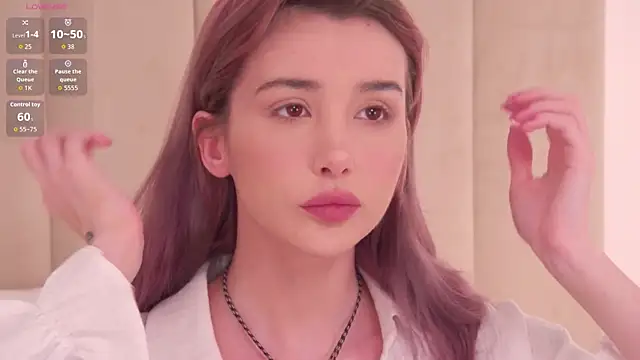 Nesolla online show from November 2025 06:19:01 PM