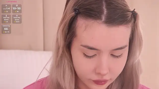 Nesolla online show from January 2026 06:03:02 PM