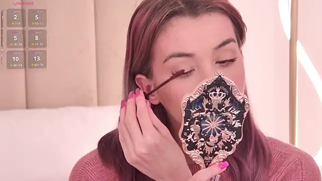 Nesolla online show from November 2025 03:01:02 PM