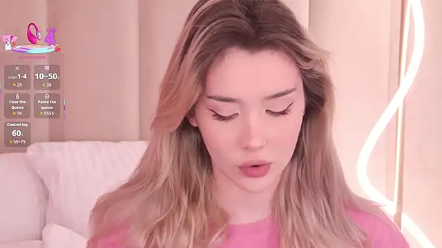 Nesolla online show from February 2026 07:45:02 PM