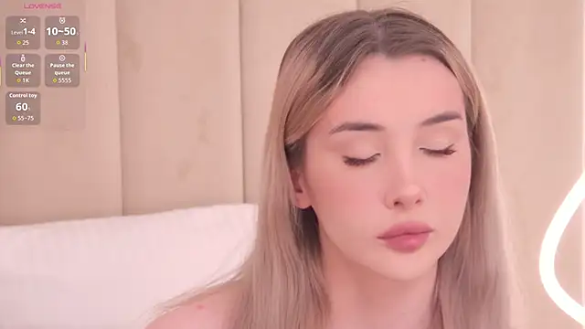 Nesolla online show from January 2026 10:47:01 PM