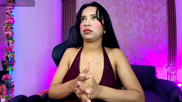 SophiaWalker 1 online show from October 2025 12:08:01 PM