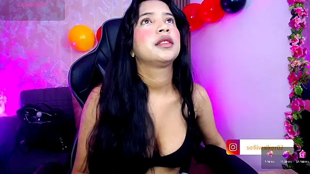 SophiaWalker 1 online show from September 2025 12:33:02 PM