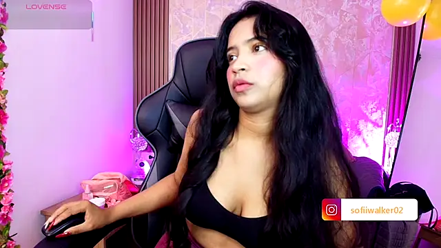 SophiaWalker 1 online show from September 2025 12:00:02 PM