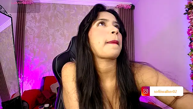 SophiaWalker 1 online show from September 2025 12:18:02 PM
