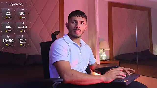 ArturoCardona  online show from February 2026 01:44:02 PM