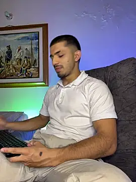 ArturoCardona  online show from November 2025 11:35:02 AM