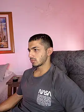 Snapshot of ArturoCardona_ chatting on October 2025 12:06:01 PM ArturoCardona online show from October 2025 12:06:01 PM