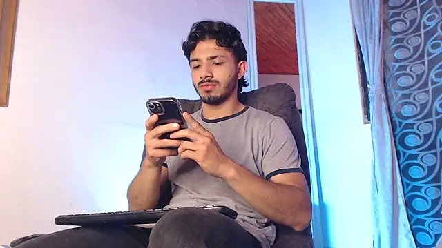 ArturoCardona  online show from May 2026 09:56:01 PM