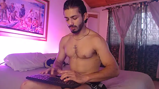 ArturoCardona  online show from June 2026 04:27:02 PM