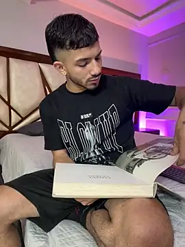 ArturoCardona  online show from February 2026 04:29:01 PM