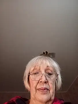 Anatolia5961 online show from April 2026 03:28:01 PM