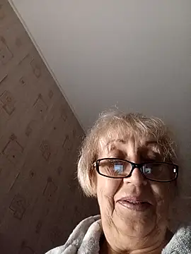 Anatolia5961 online show from October 2025 03:33:01 PM