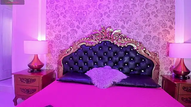 Lola Pierce online show from September 2025 11:55:01 AM