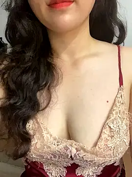 Snapshot of Linda288 chatting on October 2025 05:05:02 AM Linda288 online show from October 2025 05:05:02 AM